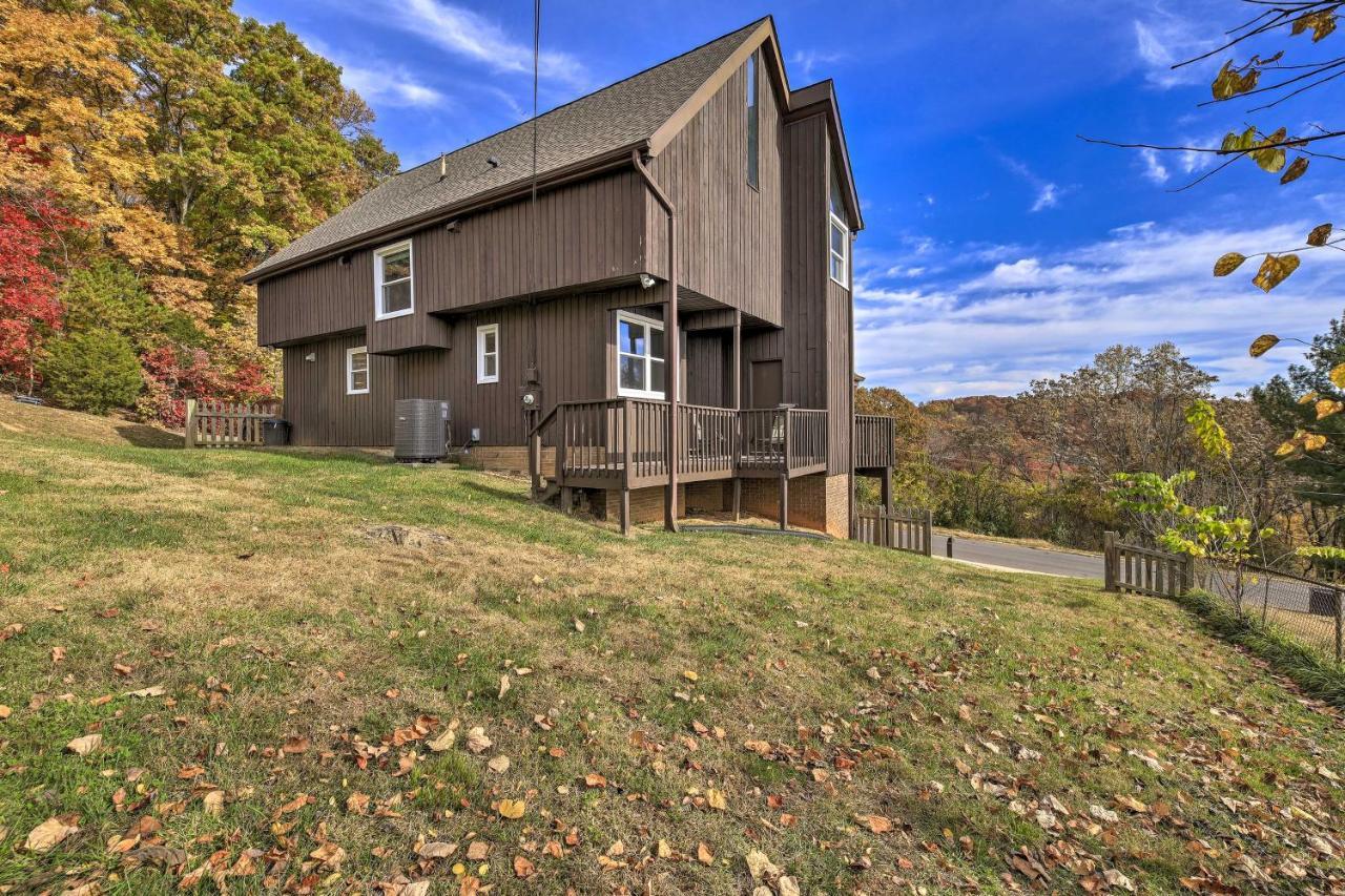 Updated Kingsport Home With Deck And Mtn Views! ภายนอก รูปภาพ